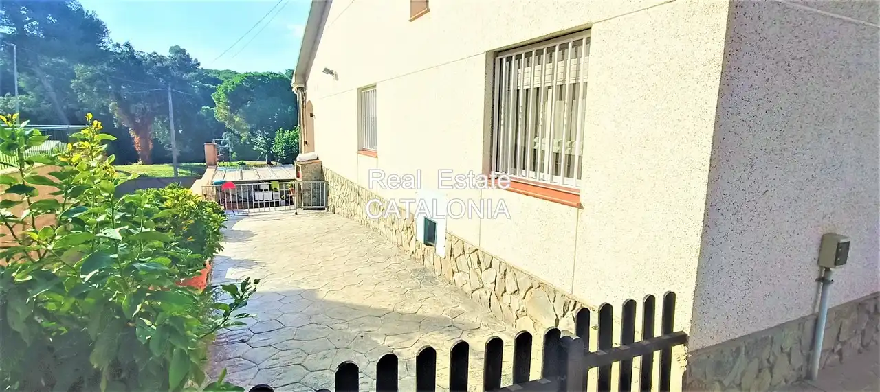 Exterior view of Houses for sale in Lloret de Mar  with Air Conditioner, Heating and Private garden