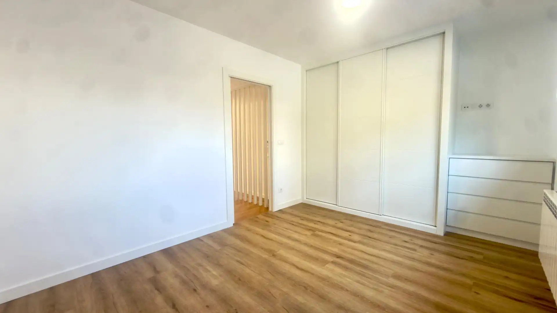 Planta baja en venta en Ourense Capital  con Calefacción, Jardín privado y Terraza