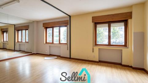 Photo 4 of Office to rent in Jerónimo Ibrán, Milán - Pumarín, Asturias