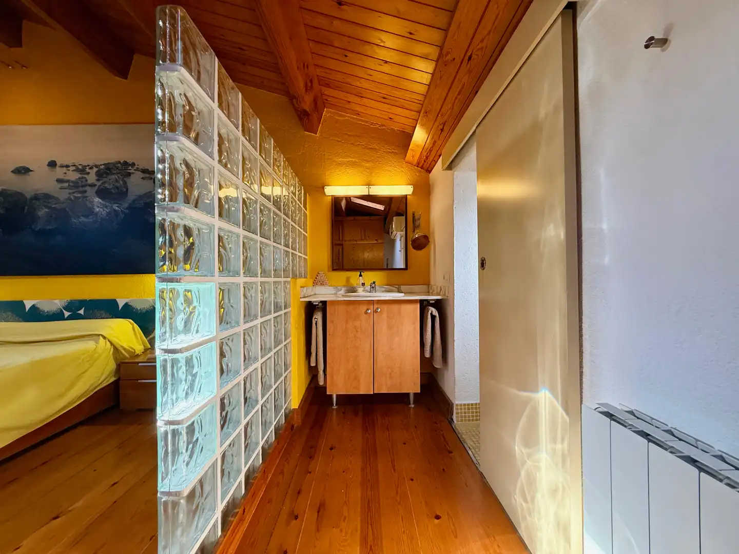 Baño de Casa adosada en venta en Barcelona con Aire acondicionado, Calefacción y Parquet