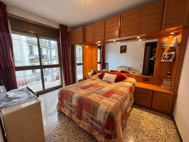 Piso en Venta en Carrer de Xifré en El Camp de l'Arpa del Clot