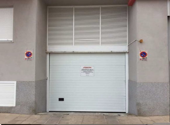 Garaje de alquiler en Buenavista - Rosa Vila