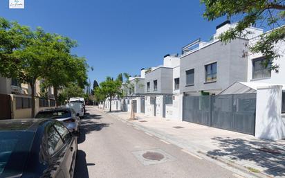 Exterior view of Single-family semi-detached for sale in Málaga Capital  with Air Conditioner, Heating and Private garden