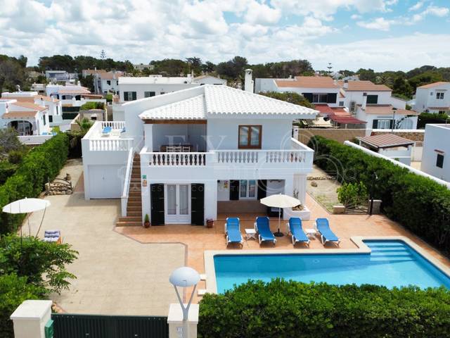 Casa-chalet en Alquiler en Cala Blanca