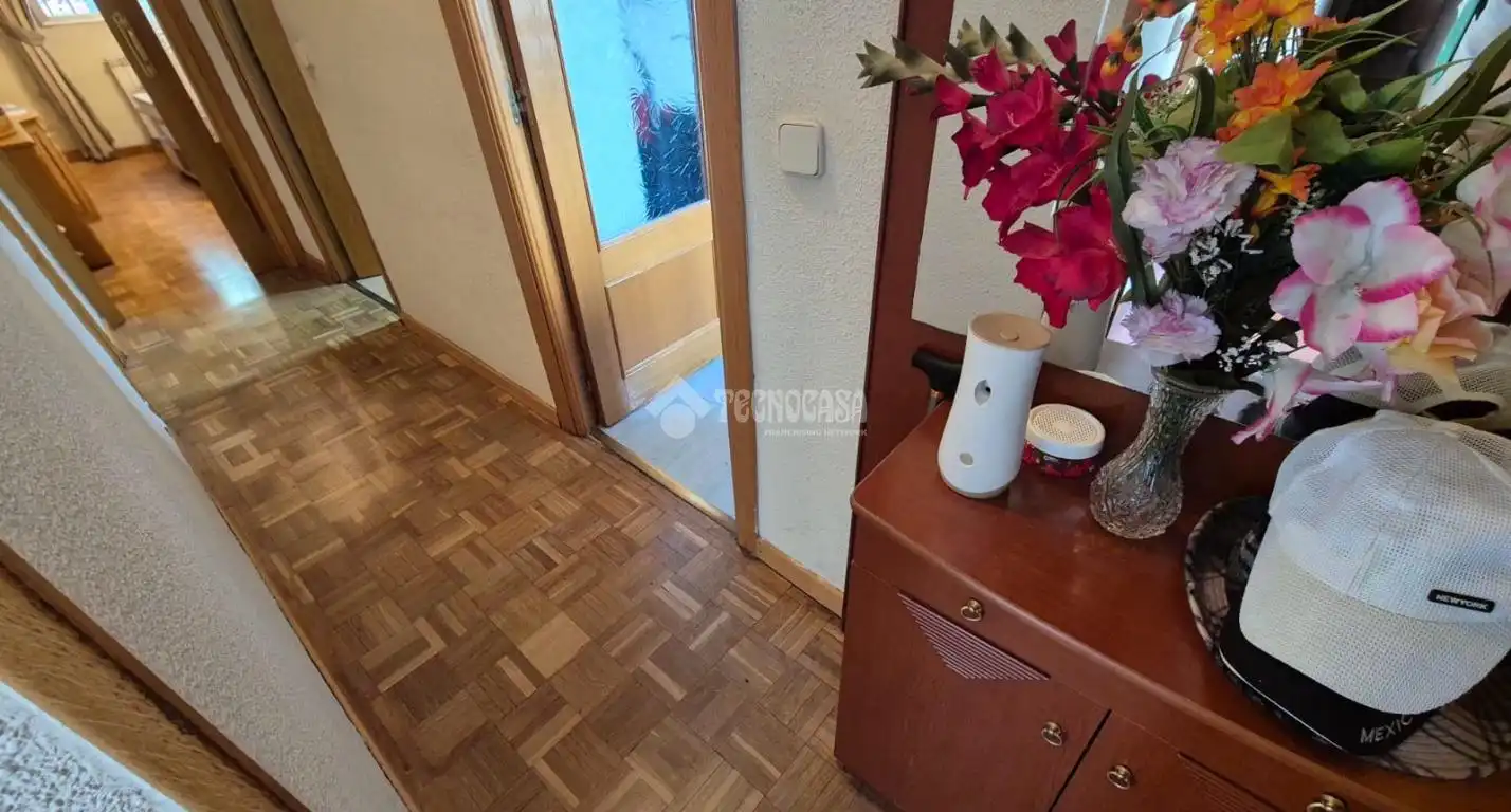 Wohnung zum Verkauf in Madrid mit Klimaanlage, Heizung und Parkett