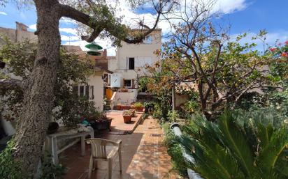 Jardí de Casa adosada en venda en Olesa de Montserrat amb Calefacció, Terrassa i Forn