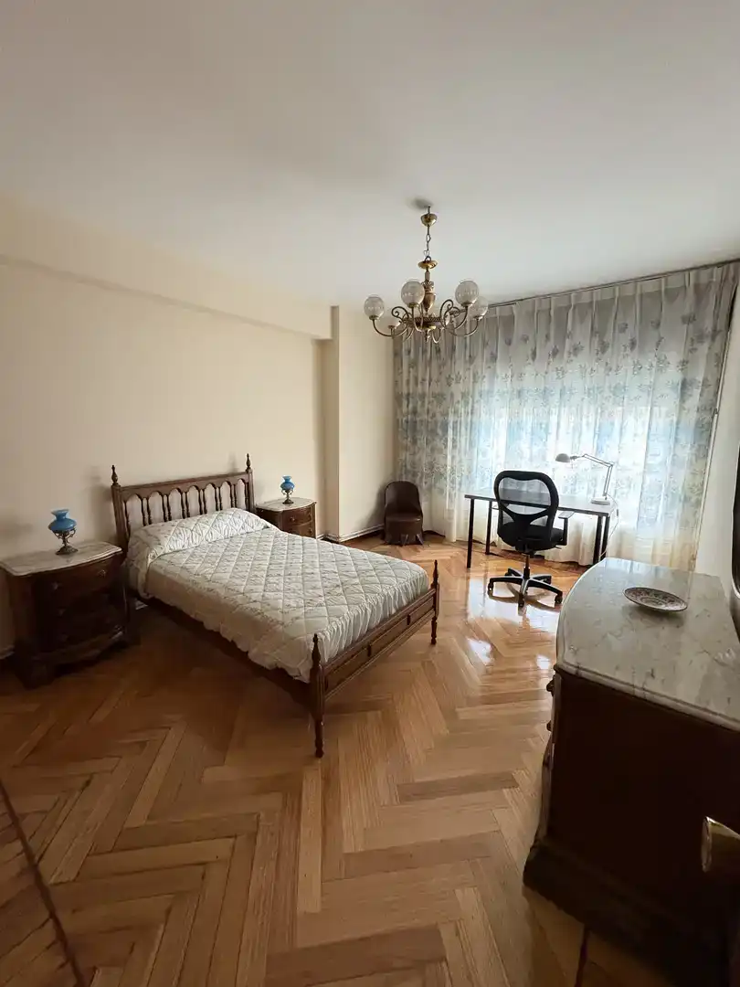 Bedroom of Flat for rent in Pontevedra Capital 