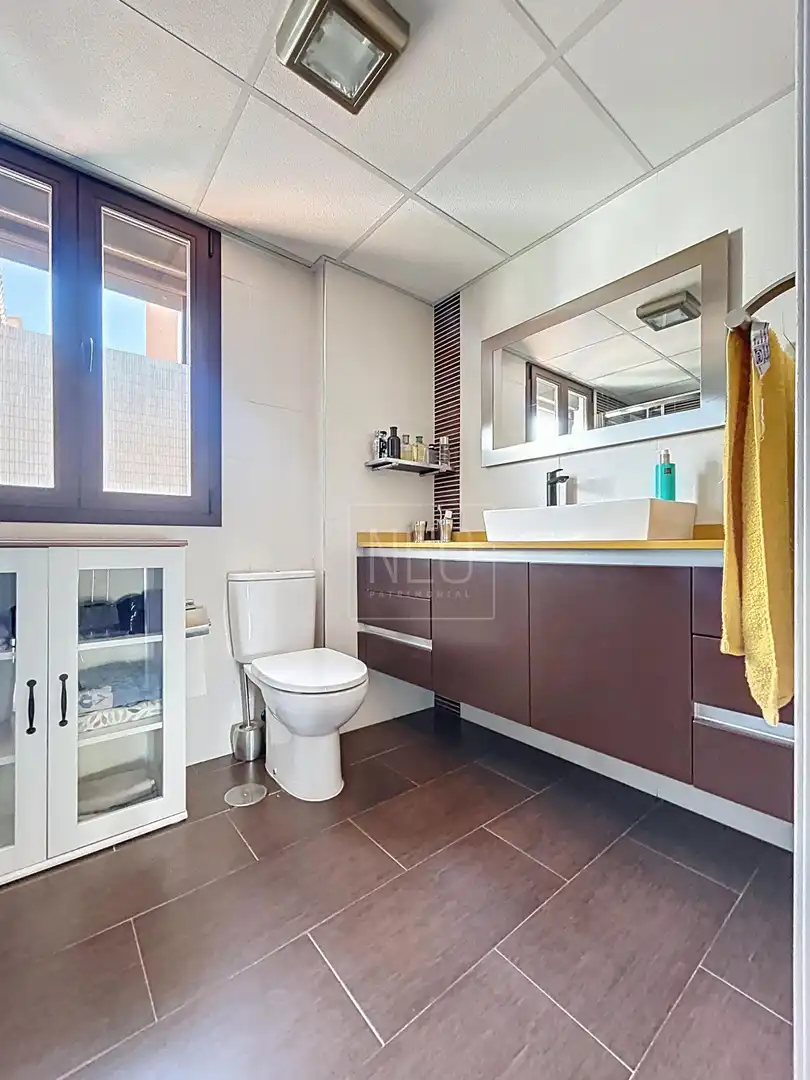 Baño de Casa o chalet en venta en Vegas del Genil con Aire acondicionado, Jardín privado y Terraza