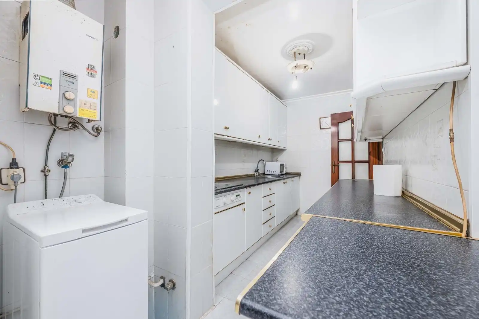Cocina de Piso en venta en Sevilla con Aire acondicionado