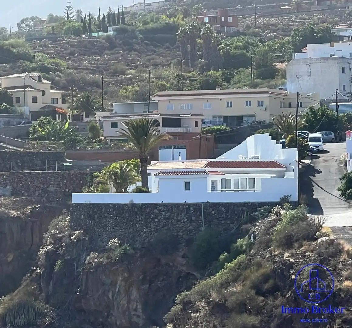 Vista exterior de Casa o chalet en venta en Candelaria con Calefacción y Jardín privado