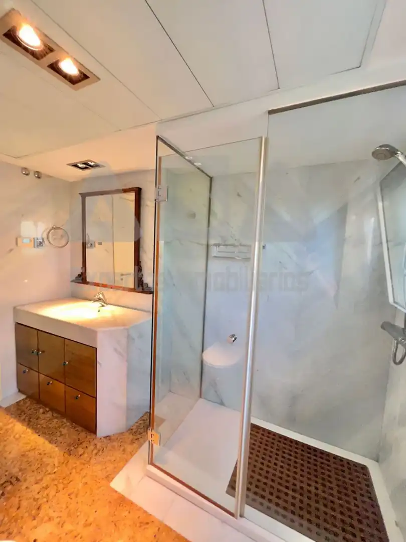 Bathroom of Houses for sale in Torrelodones  with Air Conditioner, Heating and Private garden