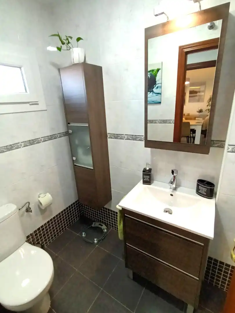Baño de Casa adosada en venta en Mérida con Aire acondicionado, Terraza y Trastero