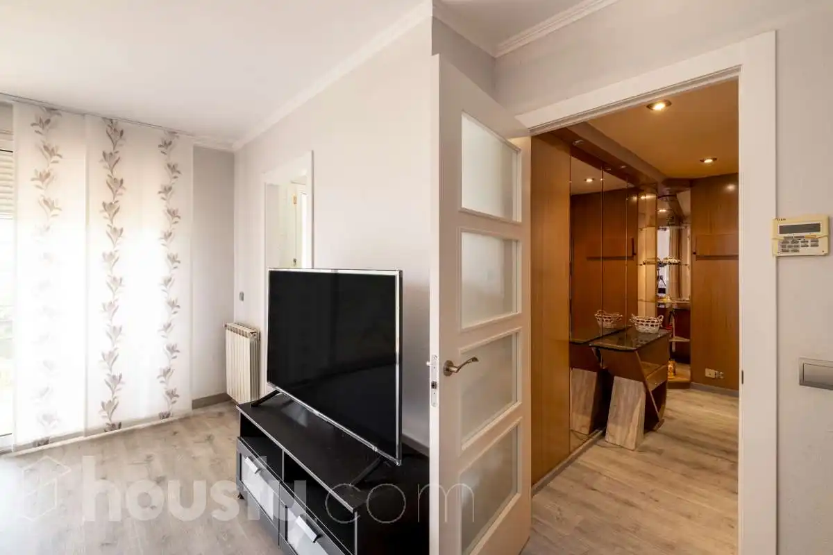Sala de estar de Piso en venta en Santa Perpètua de Mogoda con Balcón