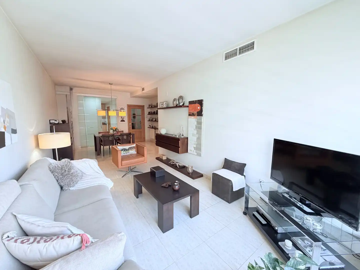 Sala de estar de Ático en venta en Barcelona con Aire acondicionado, Calefacción y Parquet