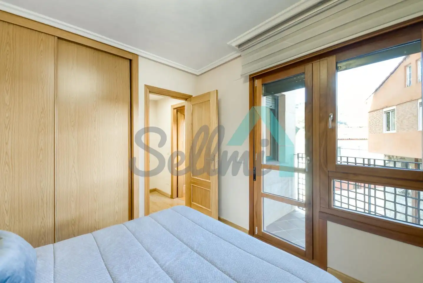 Habitación de Planta baja en venta en Aller con Calefacción, Terraza y Amueblado