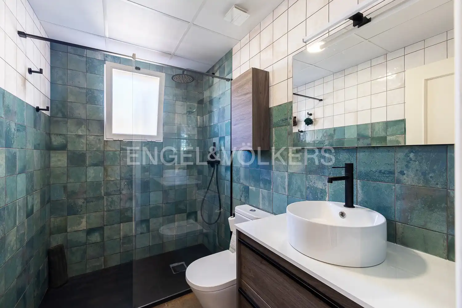 Bathroom of Flat for rent in Gandia  with Air Conditioner, Heating and Terrace