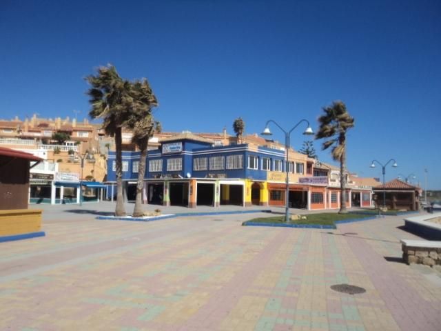Vista exterior de Local en venda en Algeciras