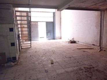 Local comercial en venta en Calle Beratúa