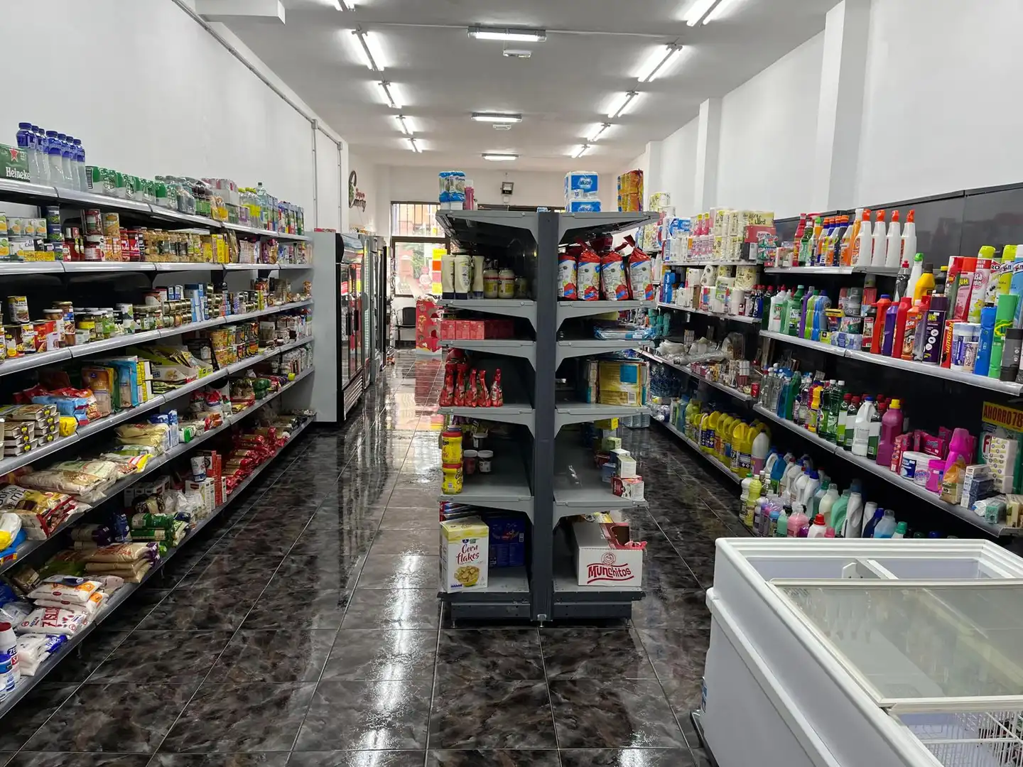 Local en traspaso en Los Realejos con Amueblado