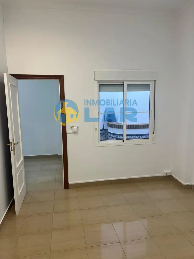 Business premises to rent in Moguer, imagen 7