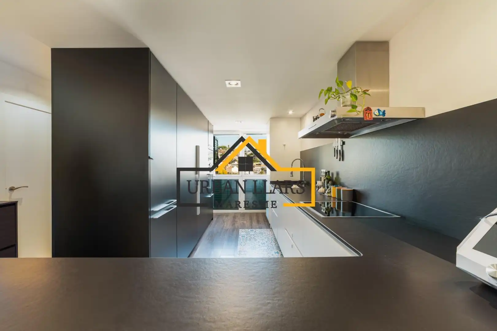Cuina de Dúplex en venda en Caldes d'Estrac amb Aire condicionat, Calefacció i Parquet