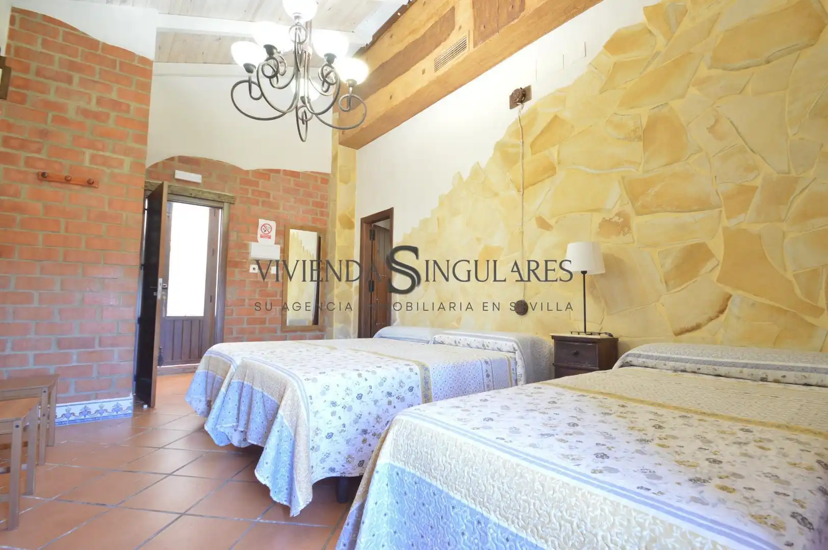 Bedroom of Houses for sale in Arroyomolinos de León  with Air Conditioner, Terrace and Furnished