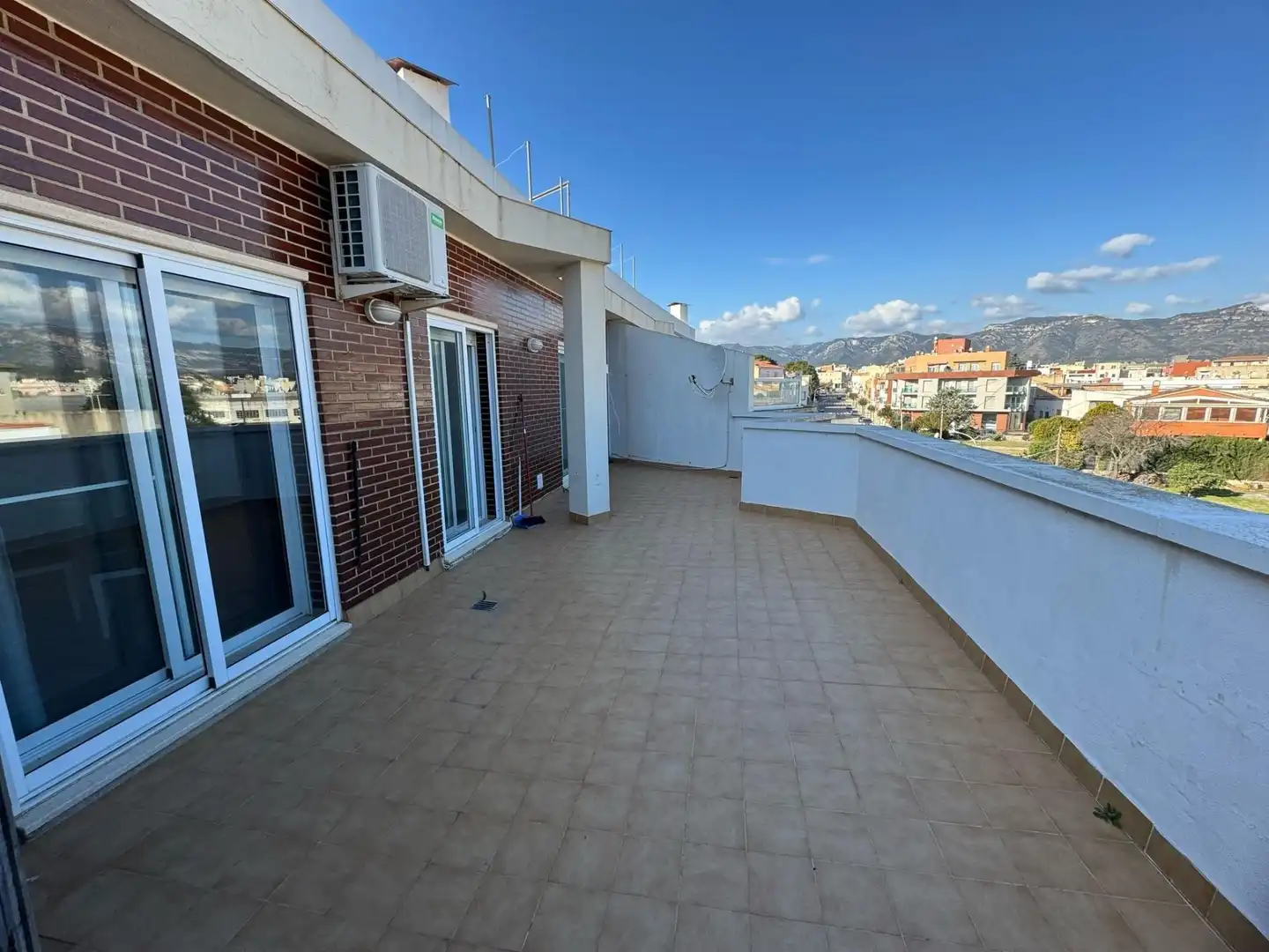 Terraza de Ático en venta en La Sénia con Calefacción, Terraza y Trastero