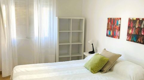 Apartamento de tres dormitorios  en primera linea de playa