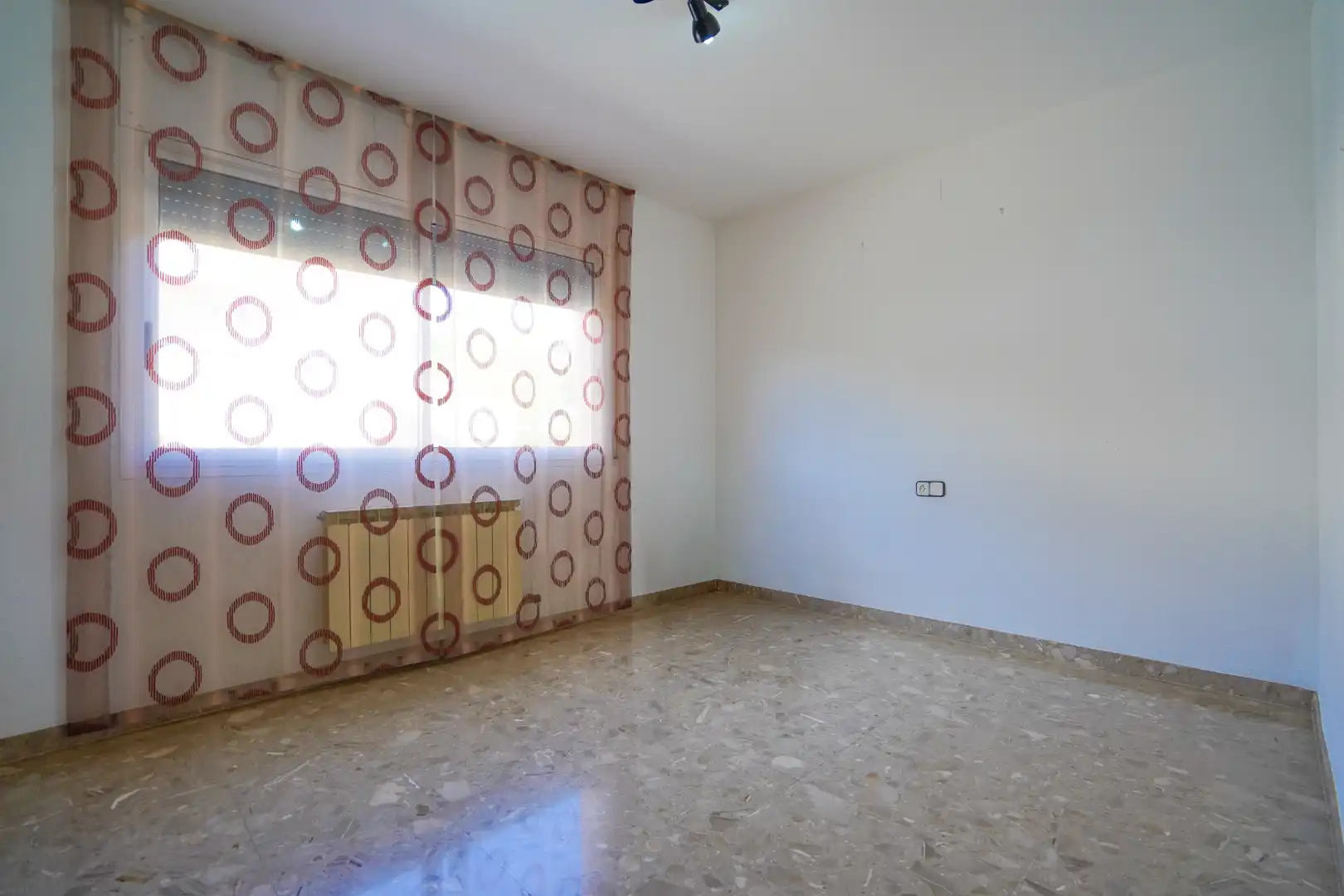 Dormitori de Casa o xalet en venda en Tarragona amb Aire condicionat, Calefacció i Jardí privat