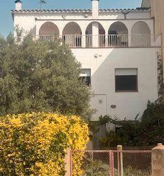 Vista exterior de Casa o xalet en venda en Sant Gregori amb Terrassa i Balcó