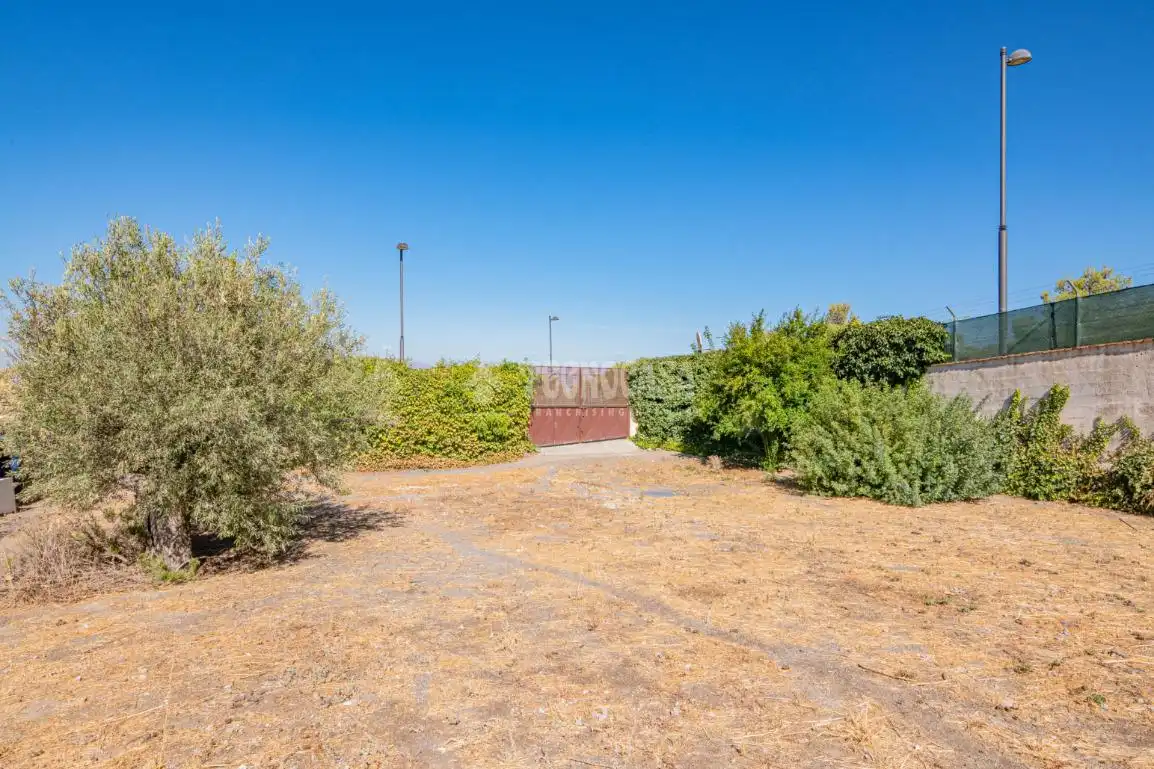 Casa o chalet en venta en La Zubia con Aire acondicionado, Calefacción y Jardín privado