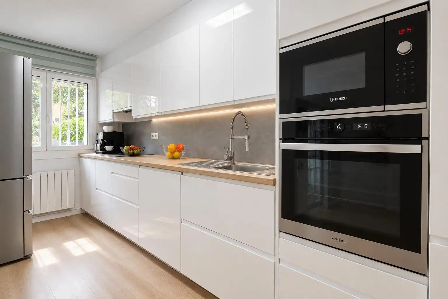 Terraced house with terrace for sale in Calle SANTIAGO RUSIÑOL, imagen 10