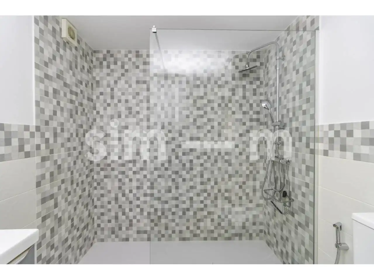 Badezimmer von Wohnung zum Verkauf in Vic mit Heizung, Terrasse und Abstellraum