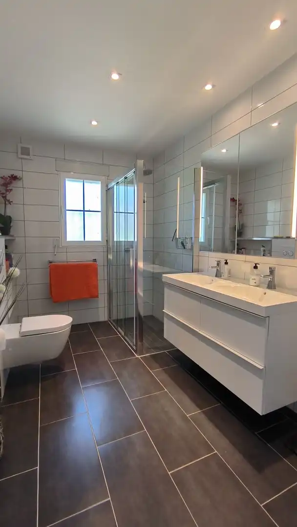 Bathroom of Houses for sale in L'Alfàs del Pi  with Air Conditioner, Heating and Terrace