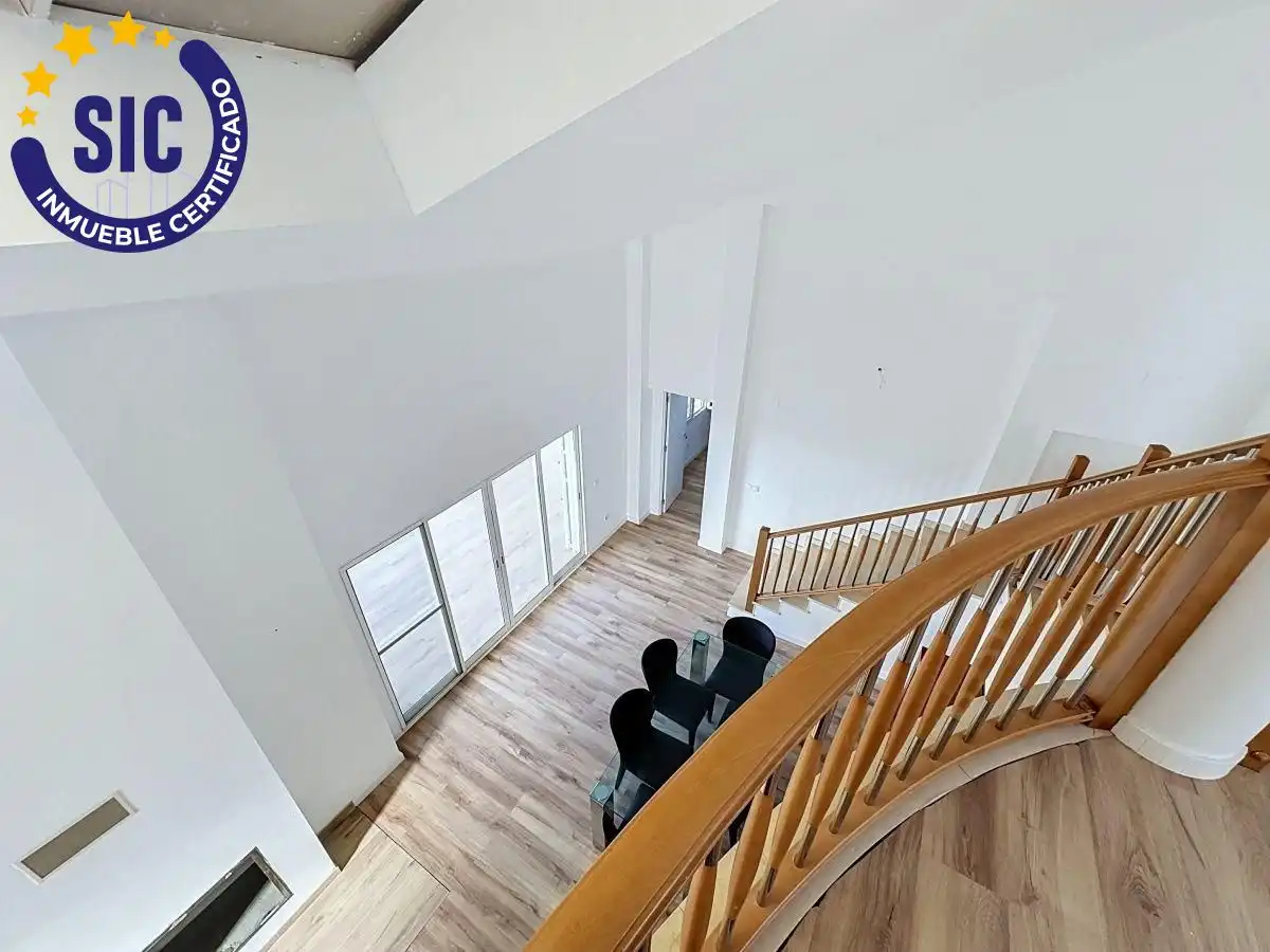 Chalet con jardín en venta en Calle JULIO ROMERO DE TORRES, imagen 7