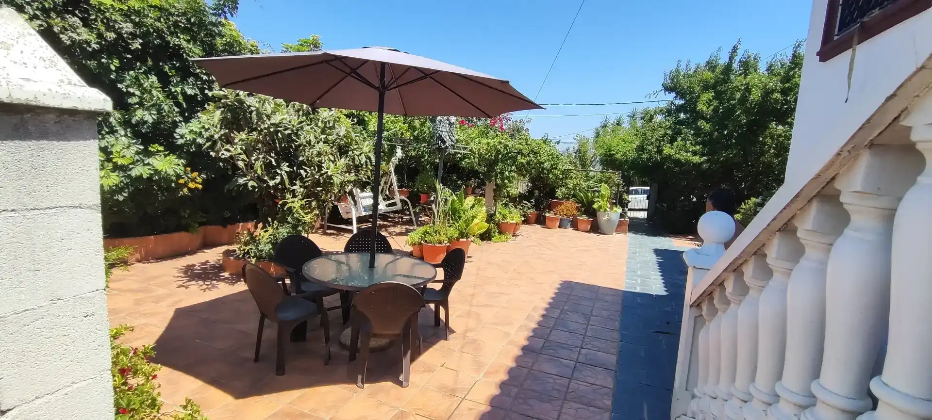 Terraza de Casa o chalet en venta en Sant Boi de Llobregat con Aire acondicionado, Jardín privado y Parquet