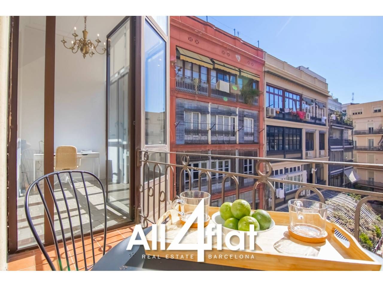 Vista exterior de Pis de lloguer en  Barcelona Capital amb Aire condicionat, Moblat i Balcó
