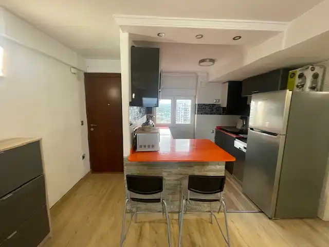 Wohnung zur Miete in Avenida de Niza, Playa de San Juan