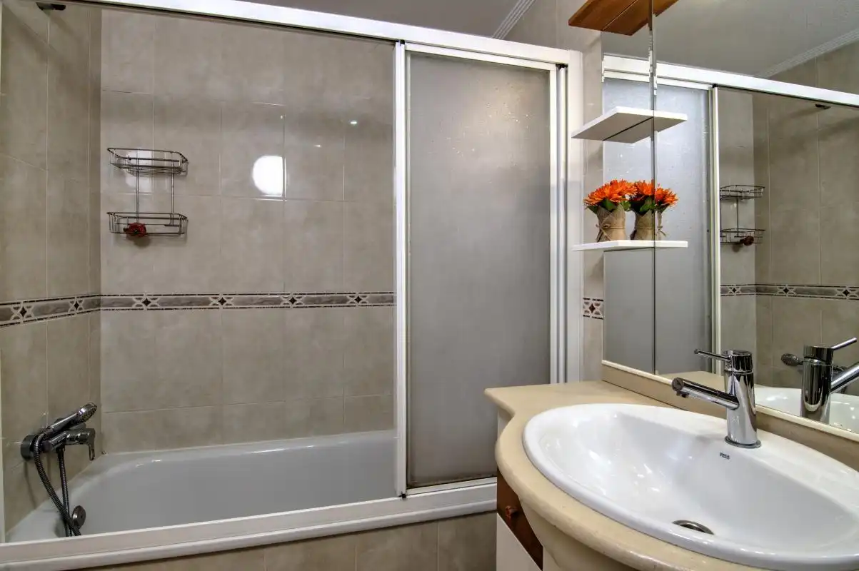 Bathroom of Flat for sale in San Vicente del Raspeig / Sant Vicent del Raspeig  with Air Conditioner, Heating and Private garden