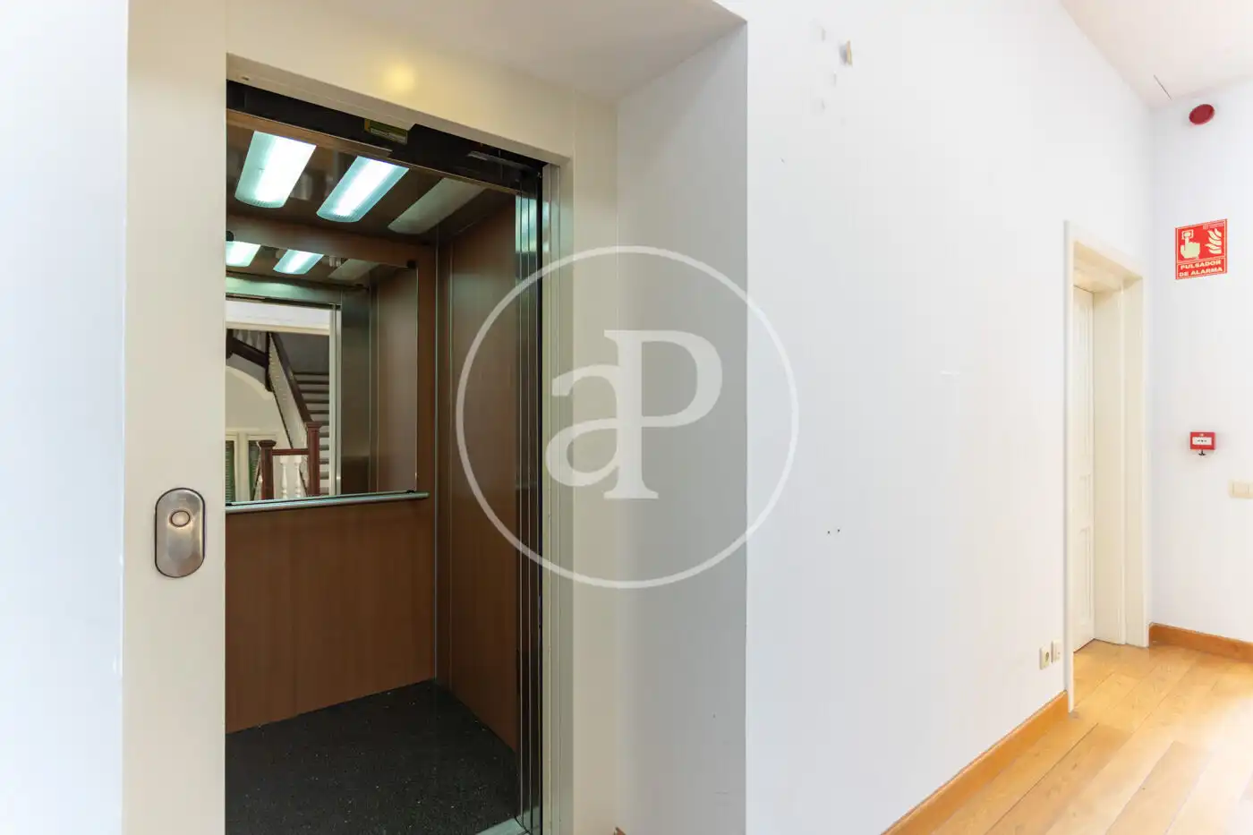 Houses for rent in Barcelona  with Air Conditioner, Heating and Private garden