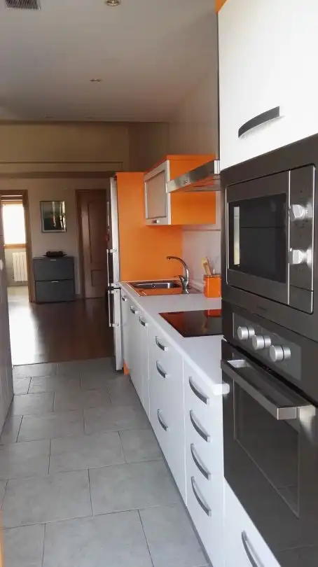 Cocina de Piso en venta en Cintruénigo con Calefacción, Terraza y Trastero