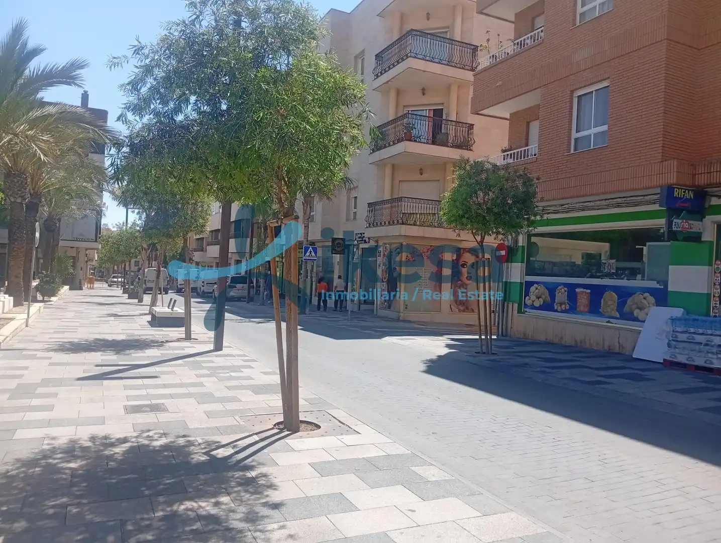 Local comercial en venda a El Ejido Ciudad