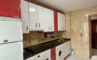 Kitchen of Flat for sale in León Capital   with Heating