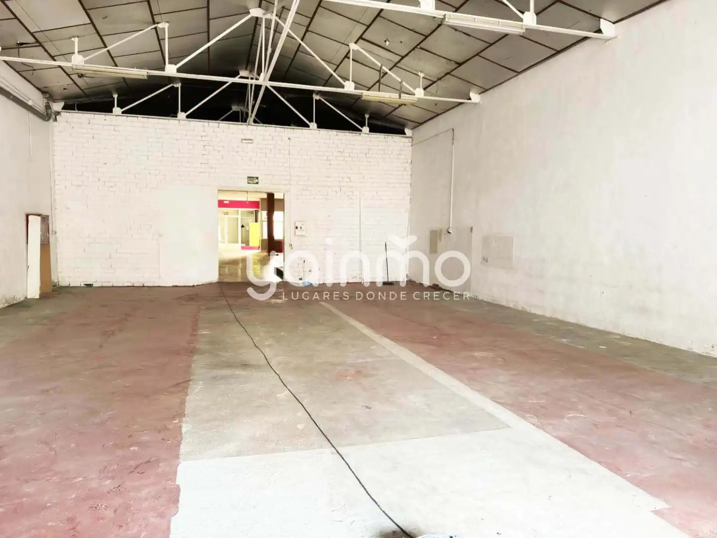 Fabrikhallen zur Miete in Jaén