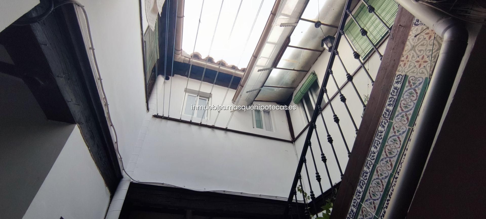 Balcony of House or chalet for sale in  Toledo Capital  with Heating and Storage room
