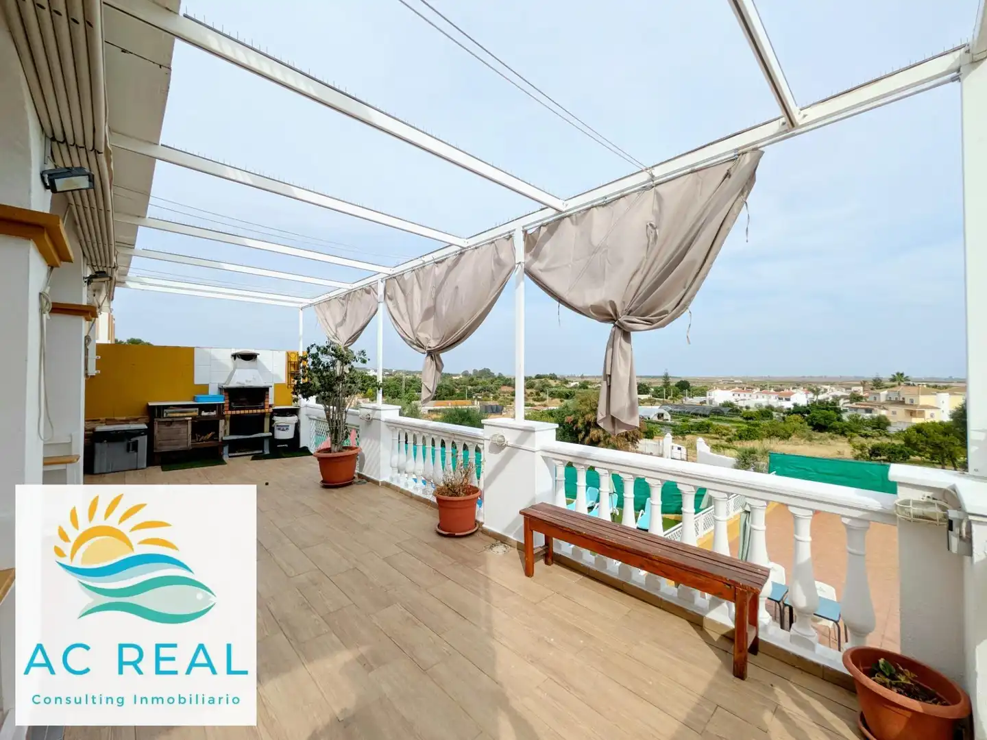 Chalet con piscina en venta en Calle HAITI, imagen 6