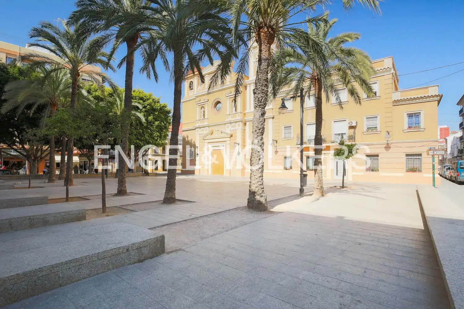 Außenansicht von Wohnung zur Miete in Valencia mit Klimaanlage, Heizung und Möbliert