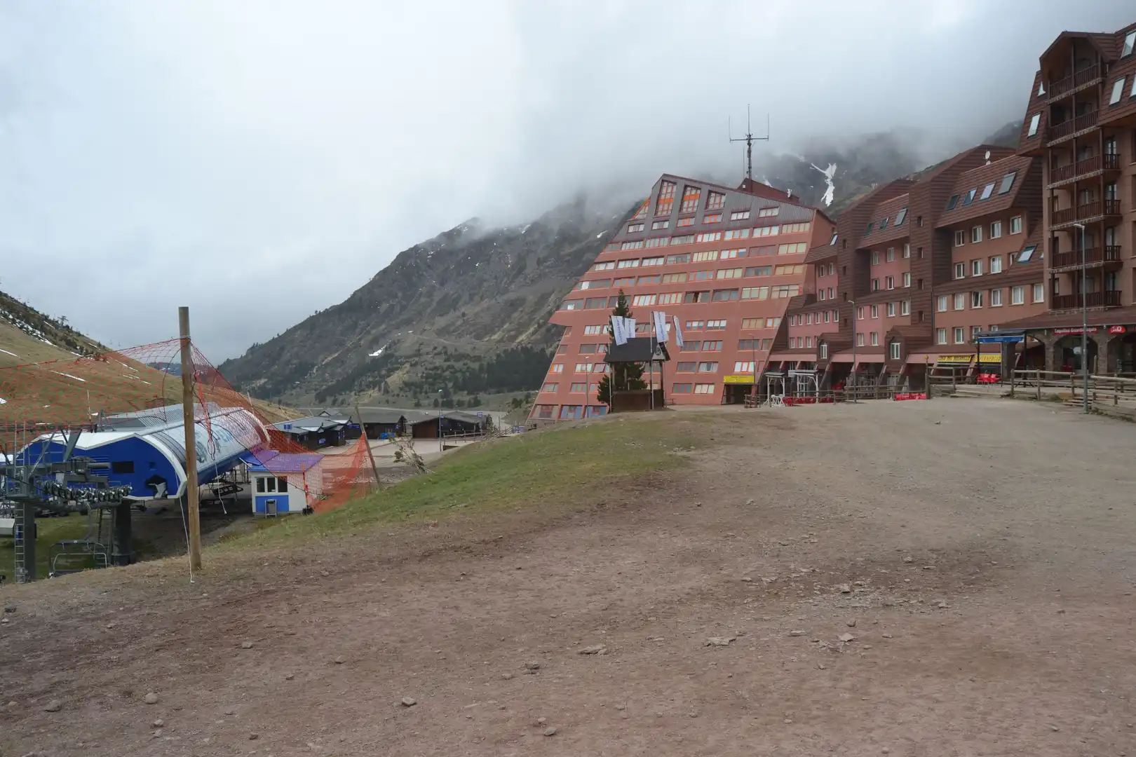 Exterior view of Commercial properties for sale in Aisa