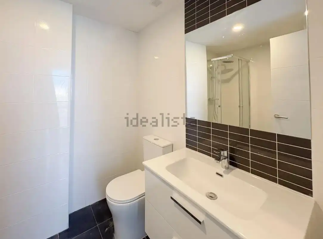 Badezimmer von Wohnung zum Verkauf in Benifaió mit Klimaanlage, Heizung und Terrasse