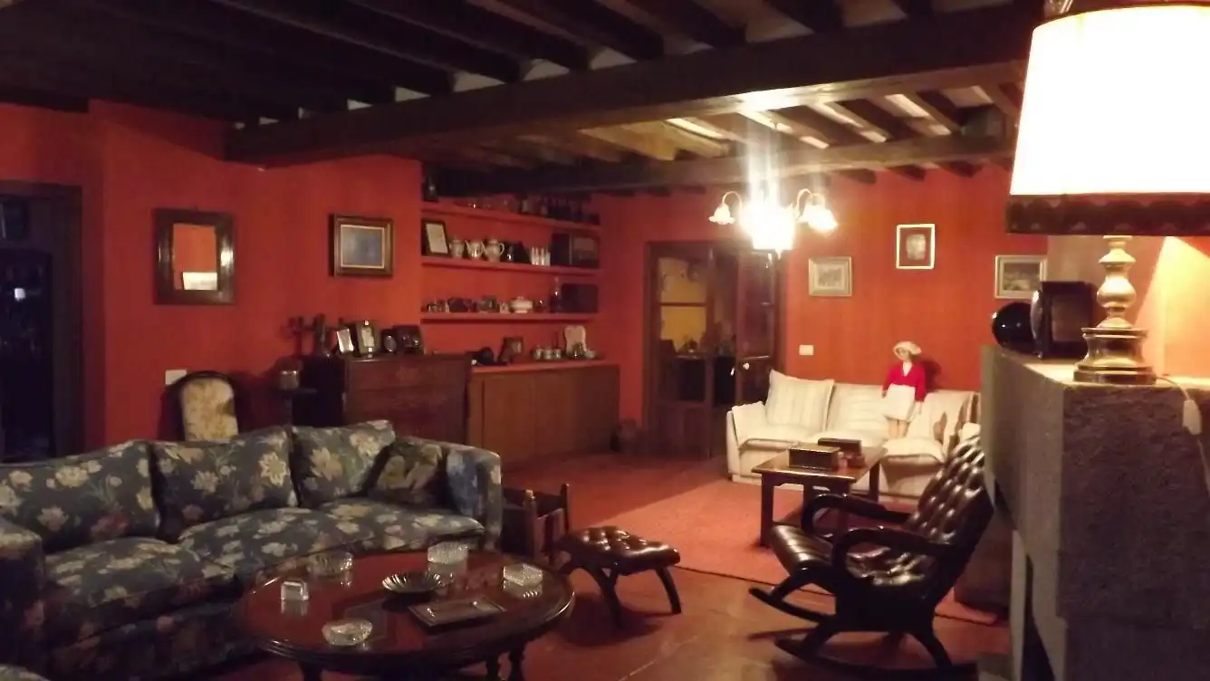 Living room of Houses for sale in Monterrubio de Armuña  with Private garden, Terrace and Storage room
